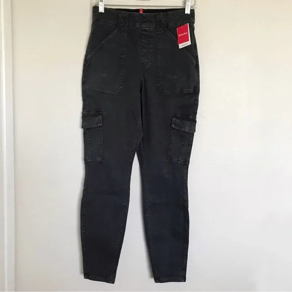 SPANX Stretch Twill Ankle Cargo Pants in Washed Black Size Large NEW Slimming